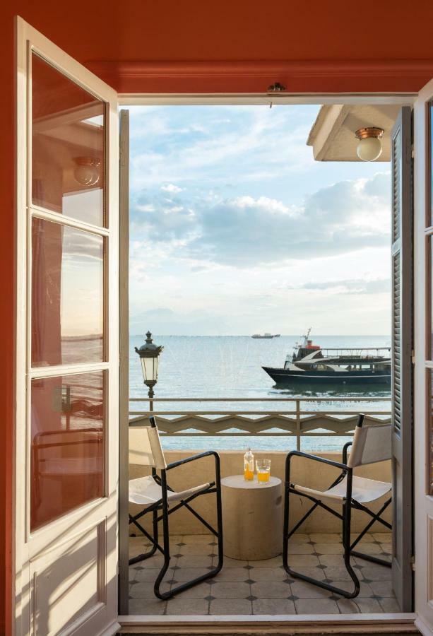 Air Waterfront Nikis Apartment テッサロニキ エクステリア 写真